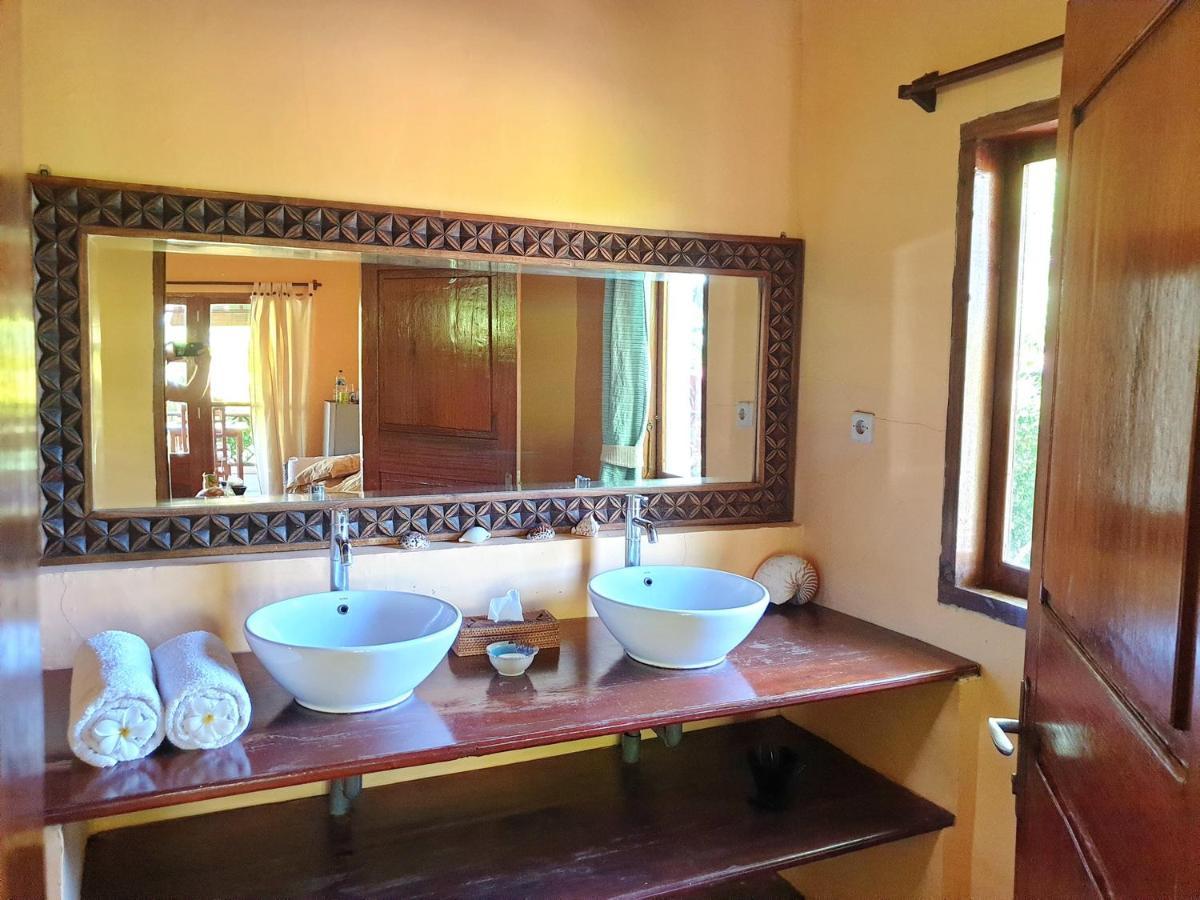 Waiara Village Guesthouse Maumere Exterior foto